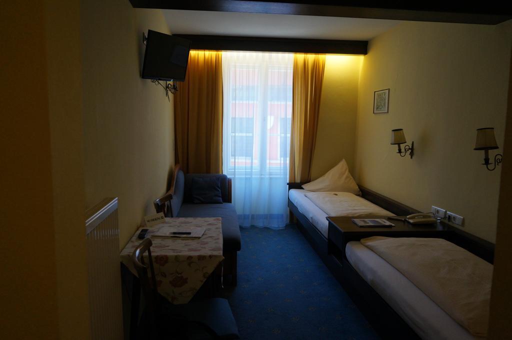 Hotel Happ Innsbruck Exterior foto