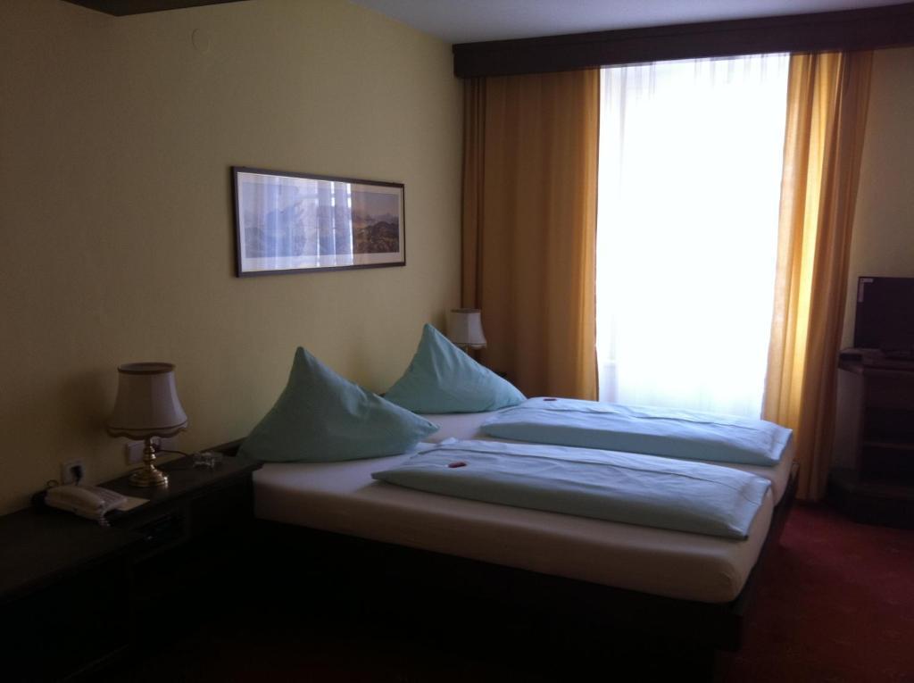 Hotel Happ Innsbruck Quarto foto